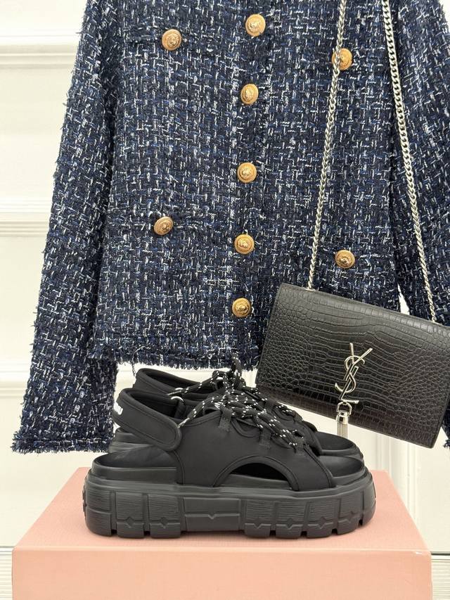 Moncler 2025Ss Spring Sun Protection Jacket for the Year of the Snake, made with