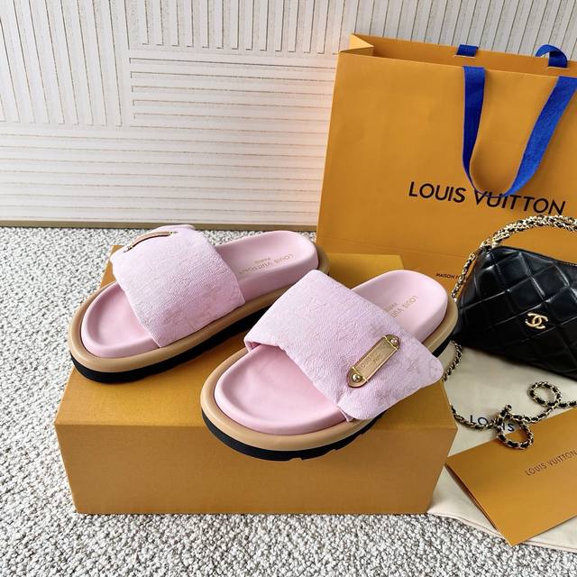 Miumiu breathable mesh casual shoes, new British style lace-up Miumiu show Candy