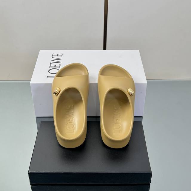 Chanel Panda Shoes! 2025 top-level casual sports shoes This classic design; the