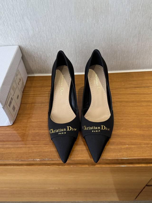 Chanel Panda Shoes! 2025 top-level casual sports shoes This classic design; the