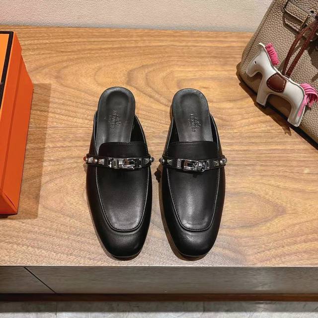 Chanel Panda Shoes! 2025 top-level casual sports shoes This classic design; the