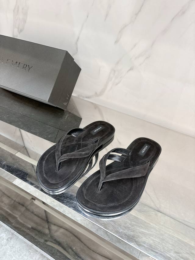 Factory P Price Correct High Quality! Loro Piana flat and high heel slippers. Th