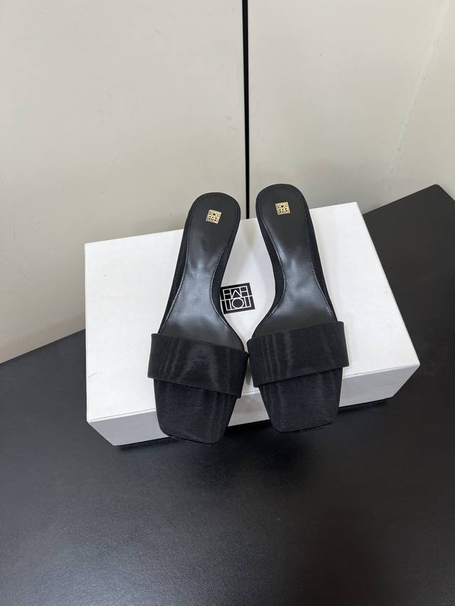 Fendi's new high-end exclusive sale 25Ss four seasons super hot street series of