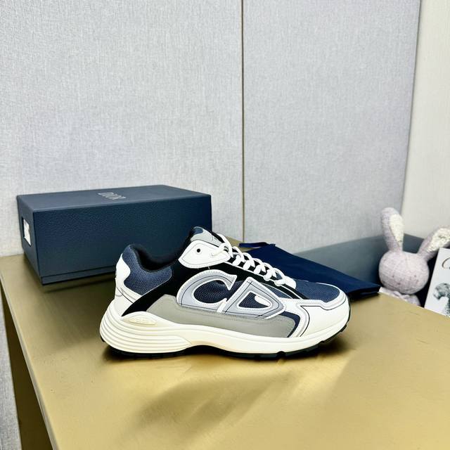 Balenciaga 2025 Spring/Summer new style, the latest casual shorts. The original
