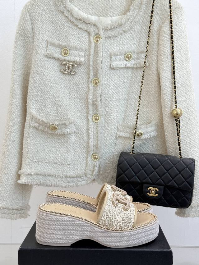 A set of Gucci, the latest model for summer 2025, available at the counter, orig