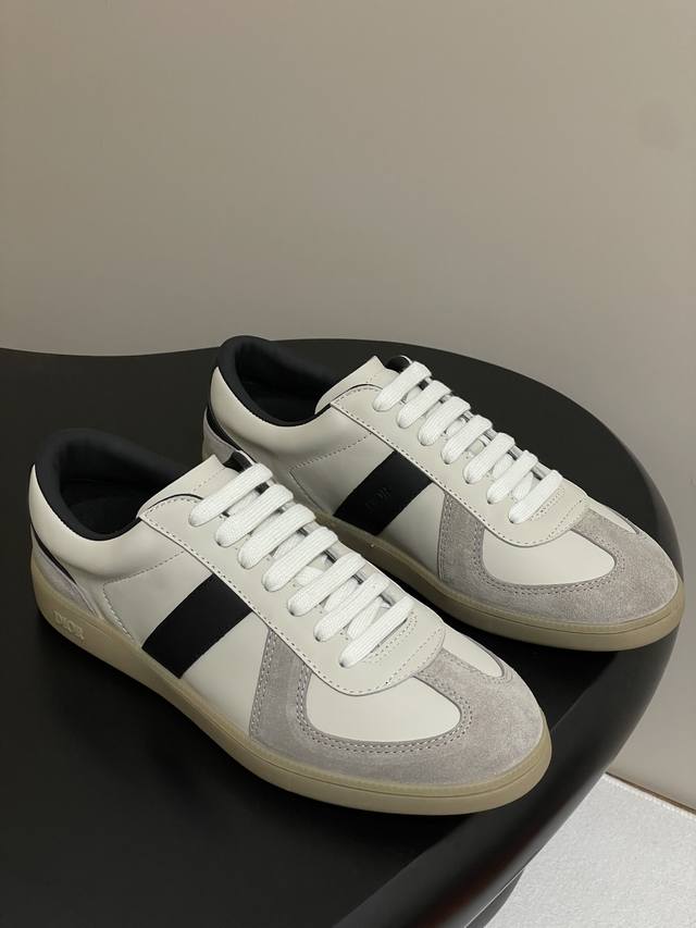 Maison Margiela, the latest product for summer 2025, fashionable casual shorts,
