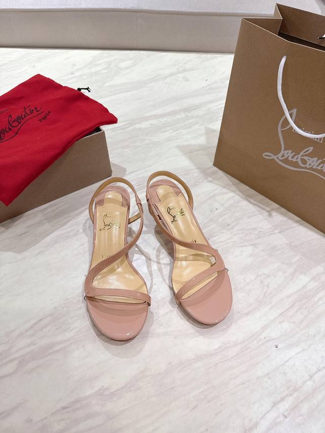 Gvc* Top-quality products 2025 Spring and Summer new models are first released i