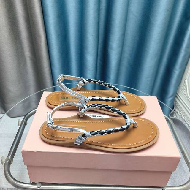 Versacemodel: Ve1286 Size: 57 19-143 B with style