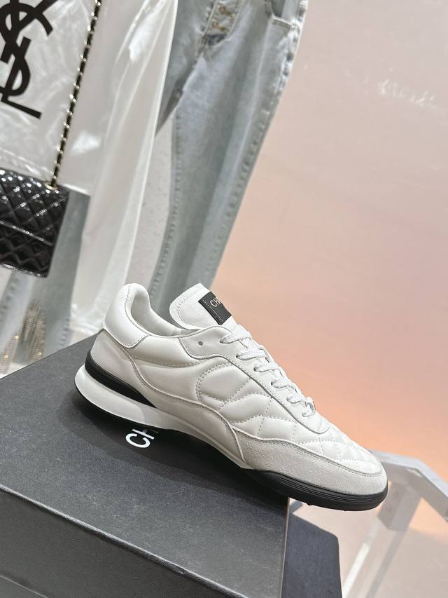 Fushen 2025 Spring and Summer New Style, the latest casual shorts. The original