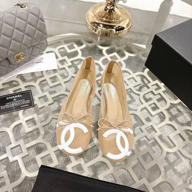 Dior, a new series of items for the 2025 spring and summer season is online. Thi
