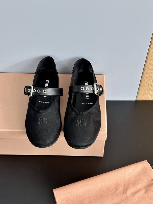 Dior 2025Ss new thick-soled mesh color-blocked half-slip sneakers Top version or