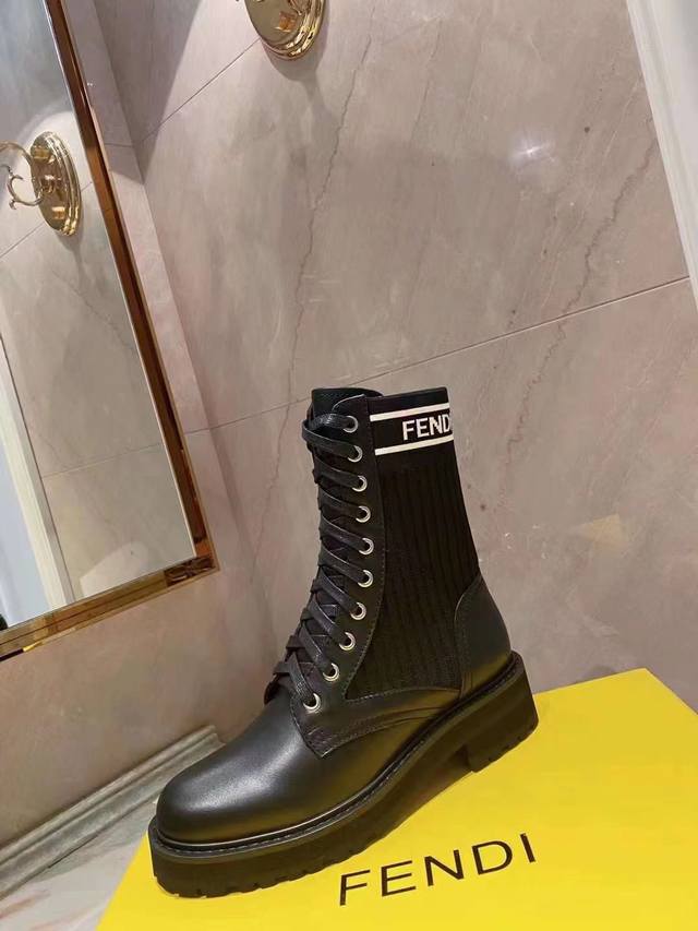 Factory price Pp: Chanel dad shoes, 2025 counter top casual sports shoes This cl