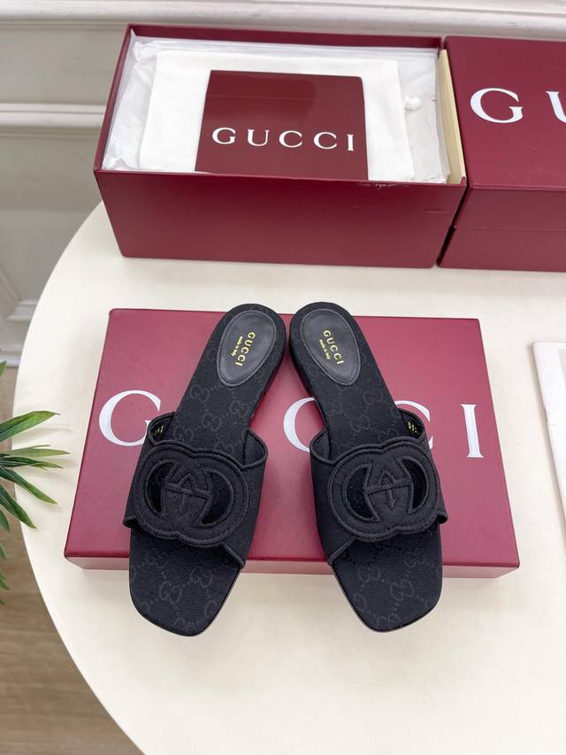 Factory price Pp: Recently popular Angora red Chanel small leather shoes loafers