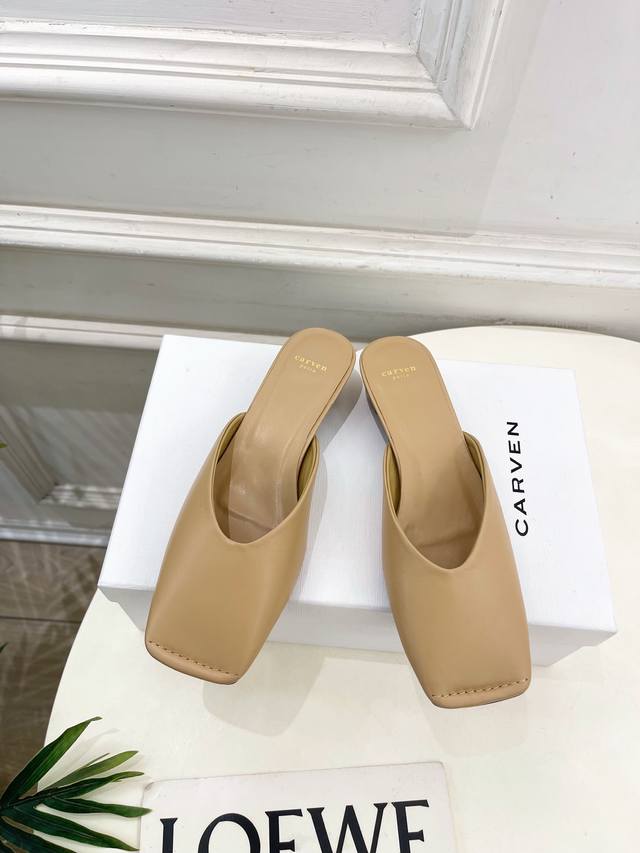 Thick-soled slippers Full of details! A must-have for fashionistas, women love t