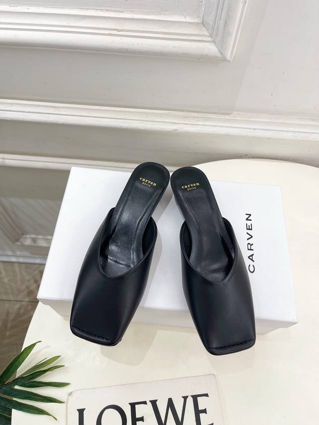 Thick-soled slippers Full of details! A must-have for fashionistas, women love t