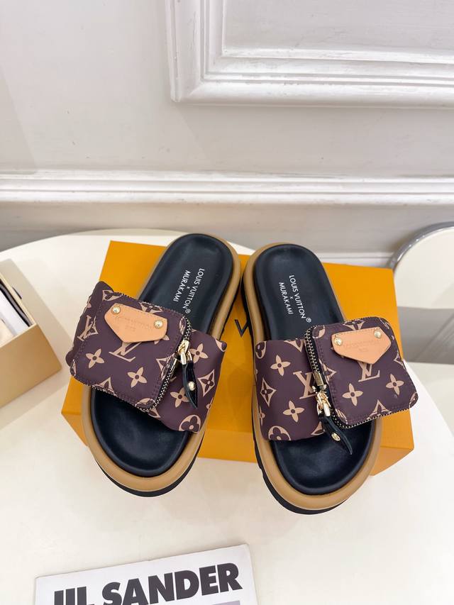Thick-soled slippers Full of details! A must-have for fashionistas, women love t