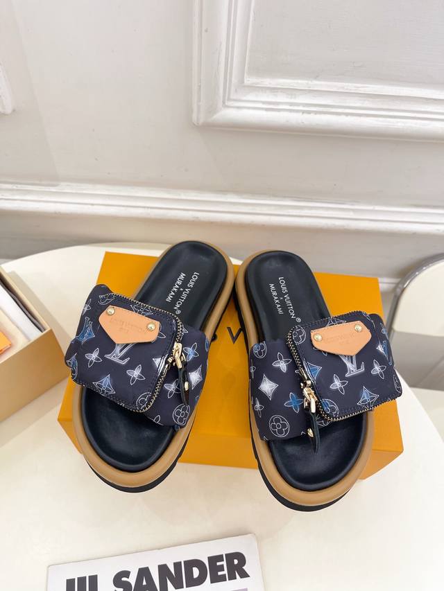 Thick-soled slippers Full of details! A must-have for fashionistas, women love t