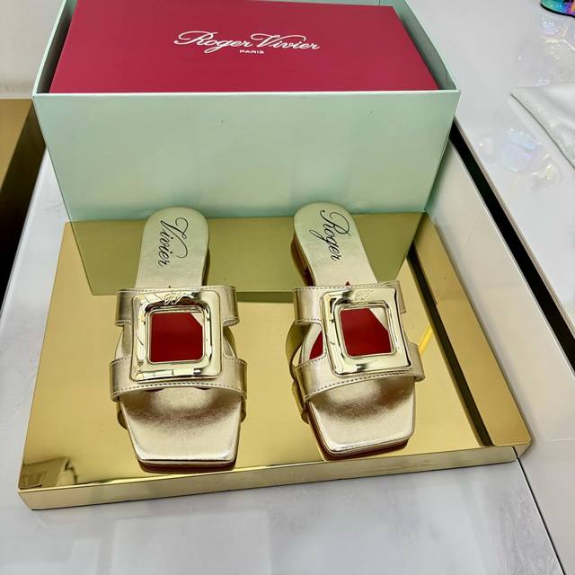 Original customized spring and summer Ceiine popular Arc de Triomphe Logo sandal