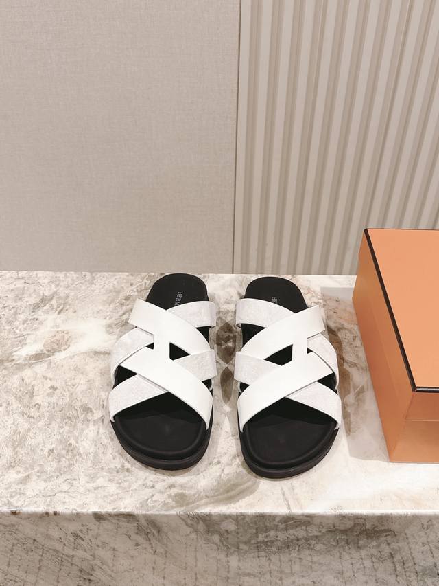 Real photos of the top version. Official quality Balenci*Ga Paris. 24Ss latest c