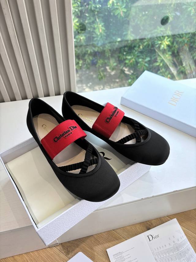 top version. 2025 autumn and winter new European counter super A purchasing leve