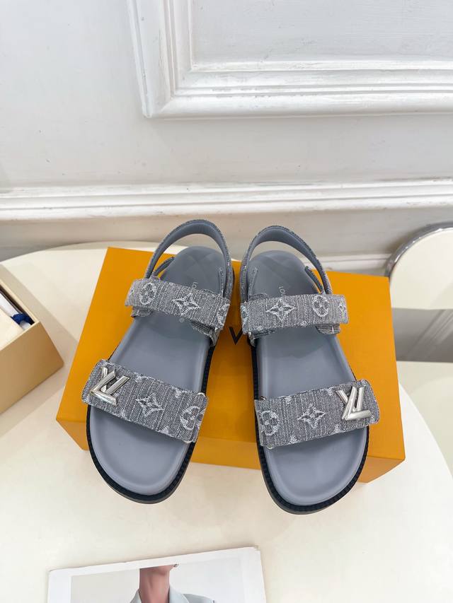 with box Size: 16