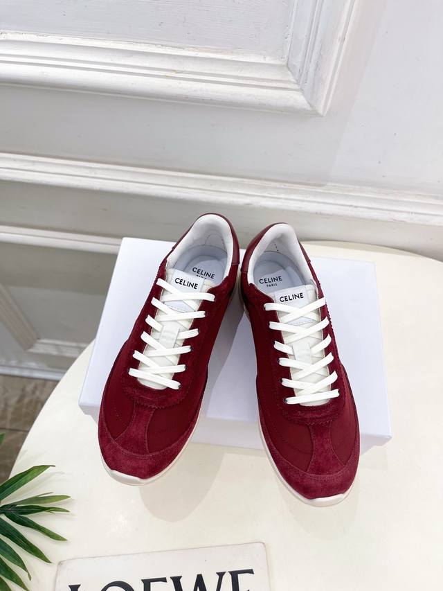 Folding box Size: 22
