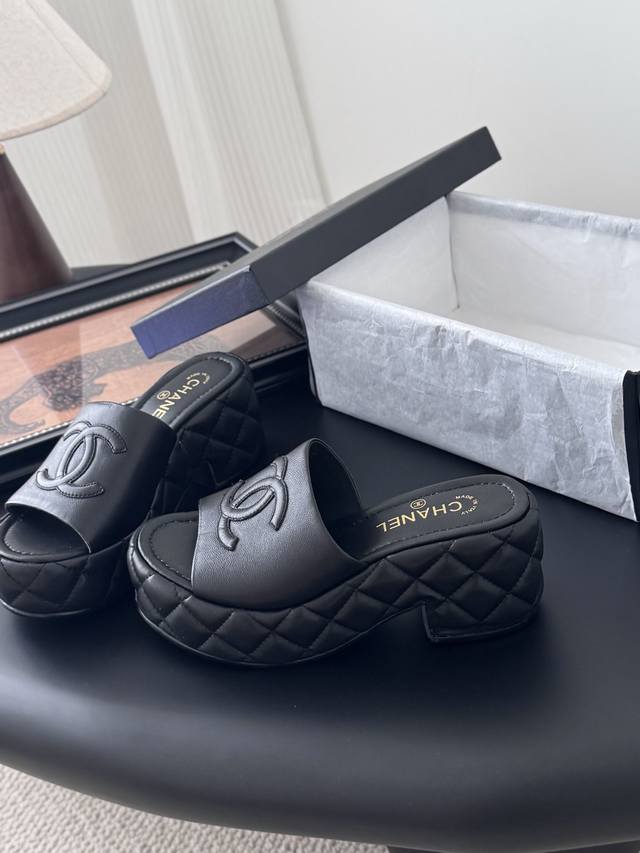 Cowhide with box Size: 28.13cm Preview of Dior's new product Hobo Who can resist