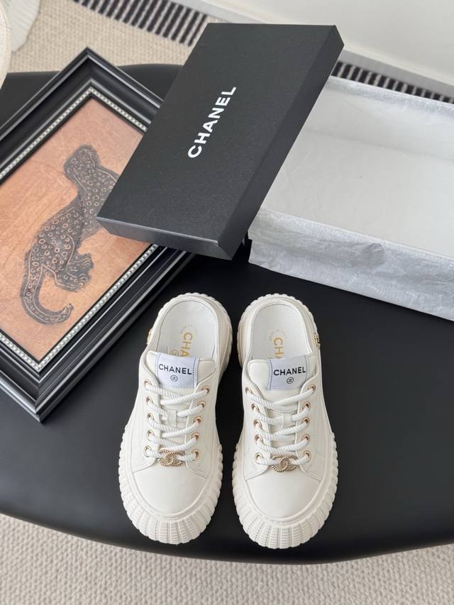 Miu Miu new thick-soled biscuit shoes 25 years new thick-soled biscuit shoes lat