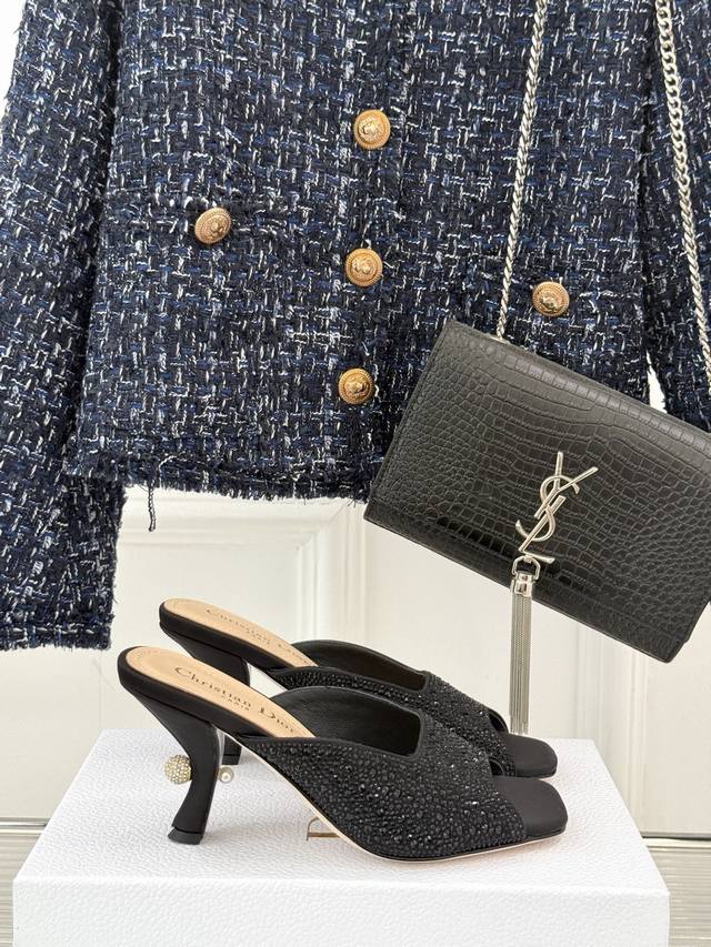 Lv Sunset denim ingot underarm bag with extension straps, can be worn on one sho