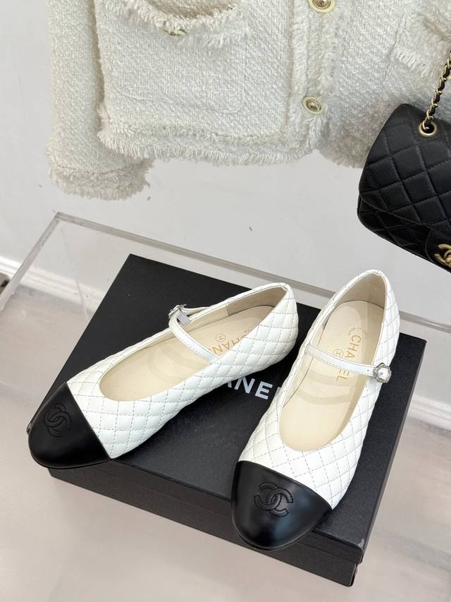 impulse price: , Ssdior Dior shell head casual white shoes latest letter stripe