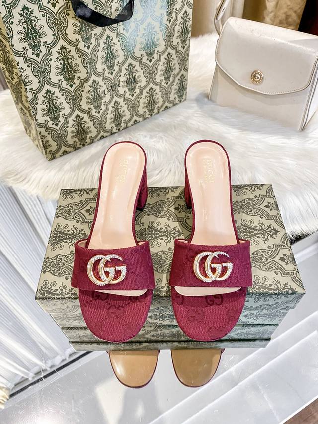 Price: Marni, a hit online, popular item on Taobao and in stores! This shoe has