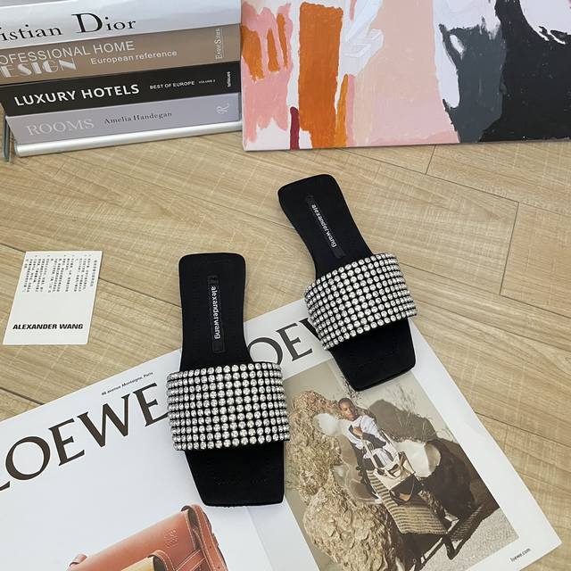Price: Marni, a hit online, popular item on Taobao and in stores! This shoe has