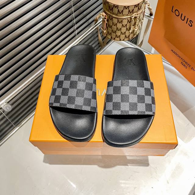 with gift box Lv Louis Vuitton Murakami Takashi shell bag new series latest Tedd