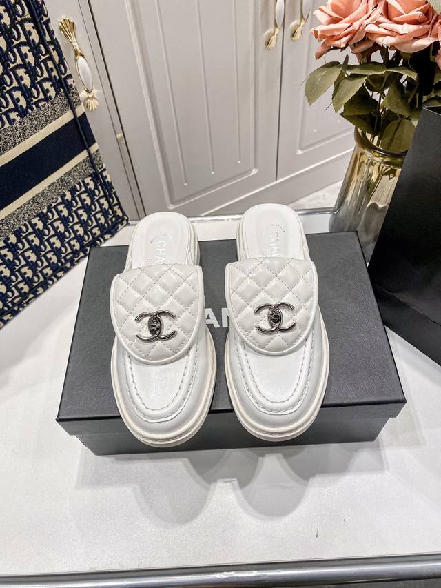 Price: Chan*L Classic Slingback Ballet Flats Just like Coco Chanel said: Fashion