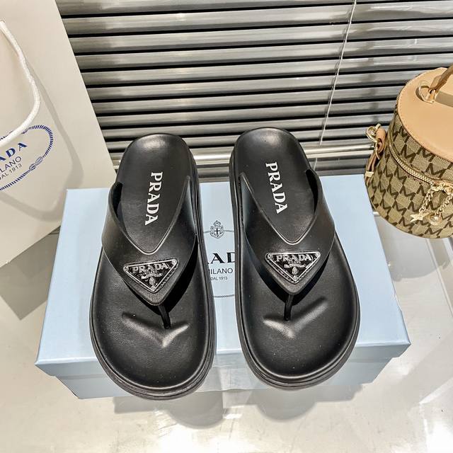 Price: Thick-soled leather Chan*L early spring new king-bomb big-head shoes Chan