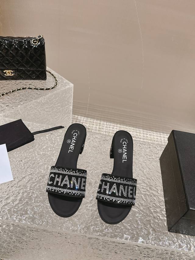 Price: Gucci's modern design aesthetic explores a unique path of craftsmanship,