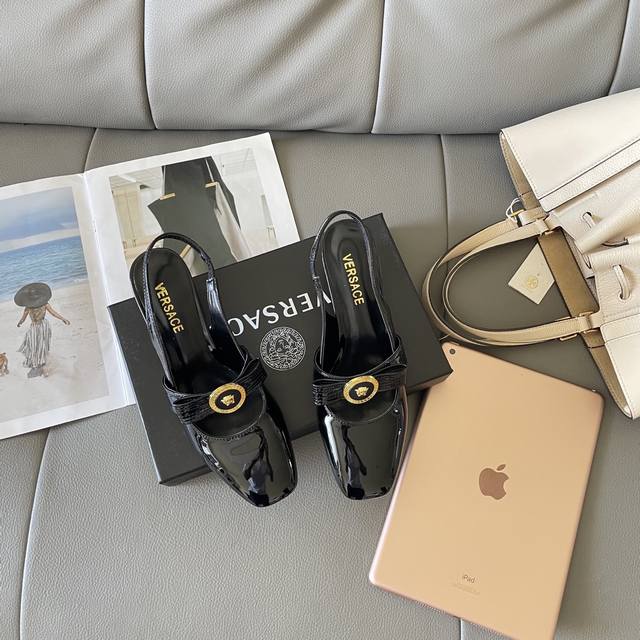 Price: ## Chanel Nezha graffiti dad shoes, ignite your trendy attitude! **"My de