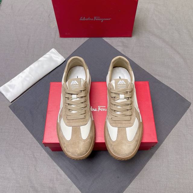Ferragamo spring casual shoes, high-quality workmanship, imported cowhide upper,