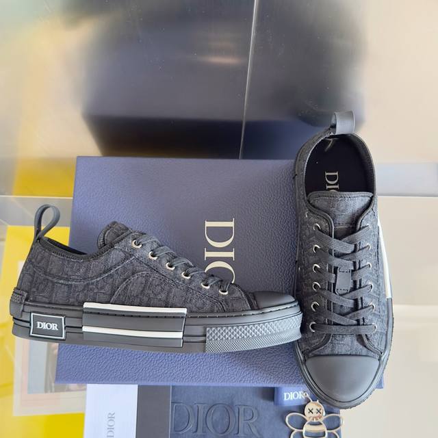 Low-top Dior B23 Classic Series Couples High-top Low-top Casual Sneakers Sneaker