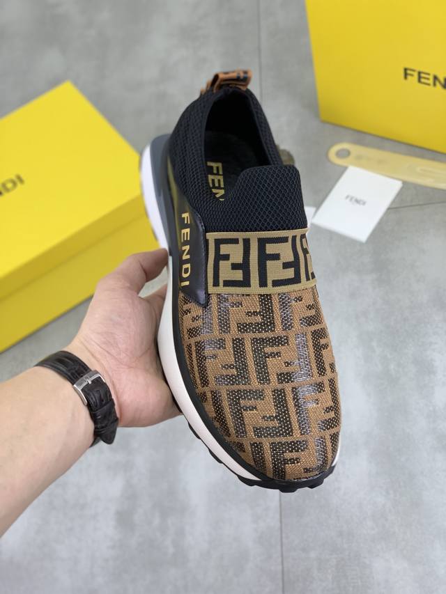 Factory P Price P Little Monster New Fendi Fendi's new simple line effect presen