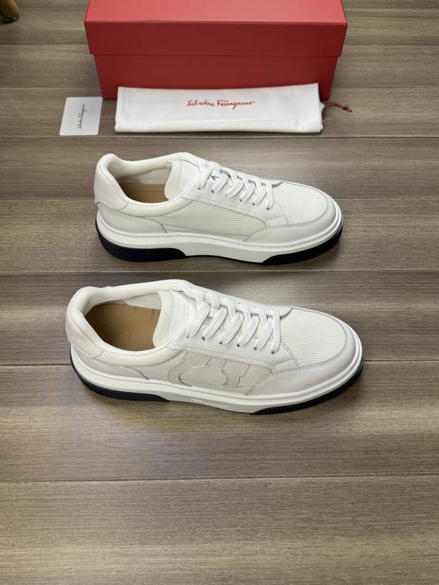 Ferragamo -High-end quality original -Upper: Nappa calfskin, brand canvas cloth,
