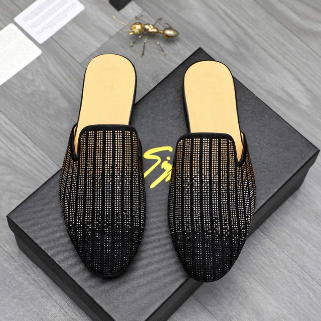 Product trademark: Giuseppe half-slippers Standard size: 38-44 45 Customized, no