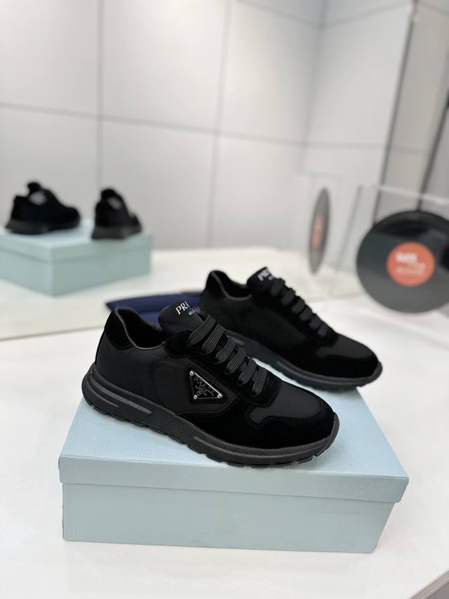 Factory P price Prada spring and summer new triangle logo sports shoes High merc