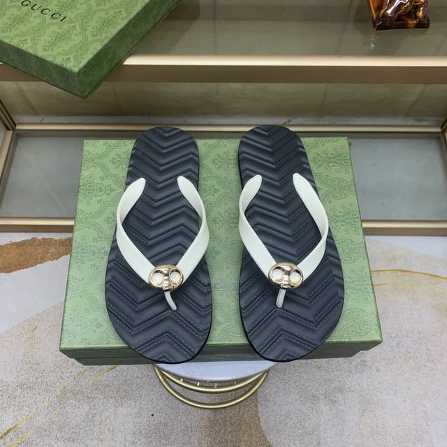 New models are available. Gucci's latest hot-selling fashion flip-flops are orig