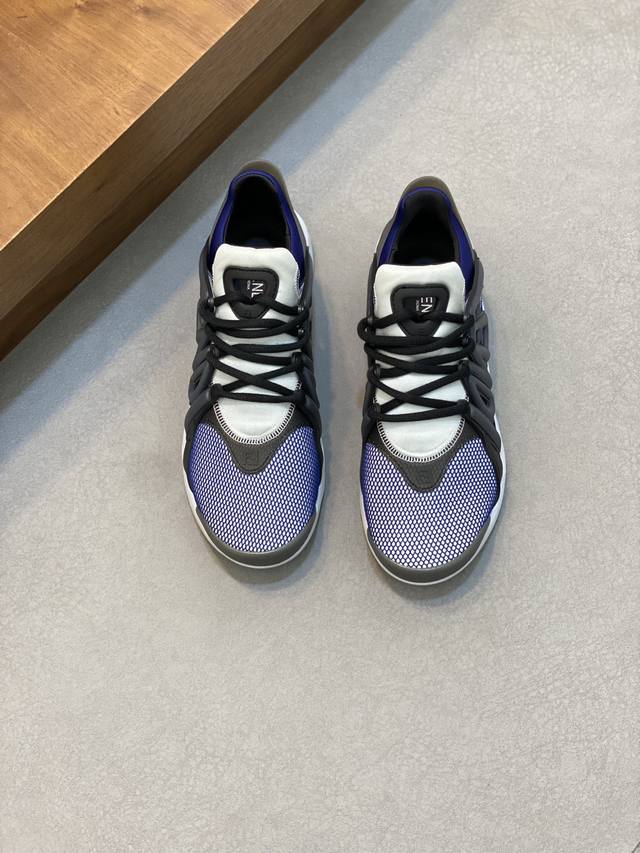 Fendi's latest sneakers, new models are released simultaneously in the counter,