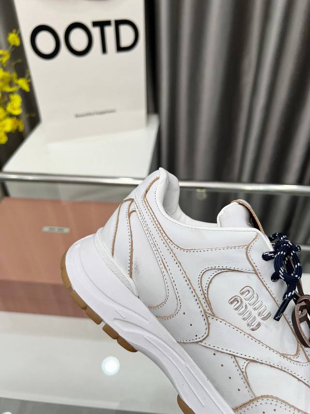 Real price, no discount! 2025Ss new summer Miumiu Miu Miu mesh sneakers, retro s