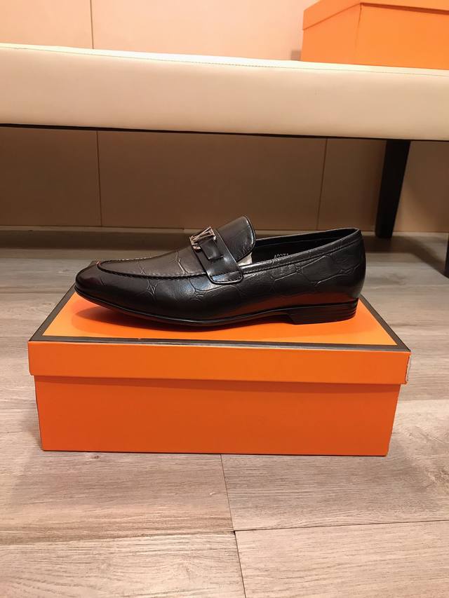 Factory price P Lv Louis Vuitton latest men's casual leather shoes men's shoes f
