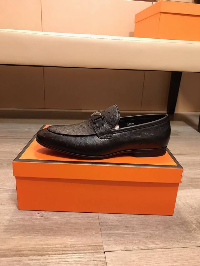 Factory P price Prada men's new casual hot-selling leather shoes, upper: made of