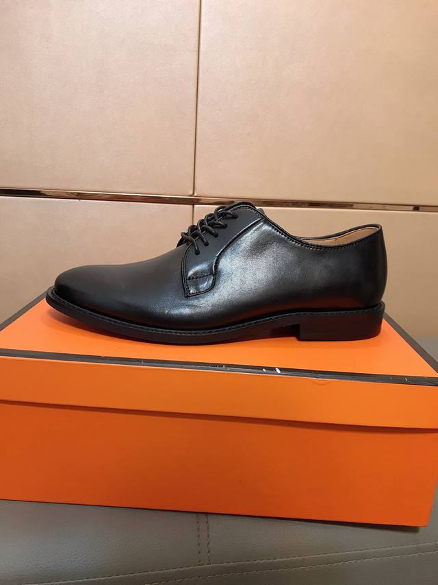 Factory Price P Gucci Gucci's latest men's casual leather shoes High-end men's v