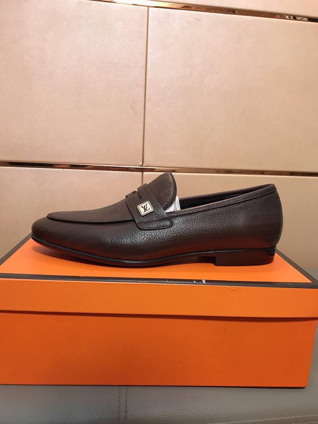 Factory P price Lv Louis Vuitton men's new high-end casual formal leather shoes,